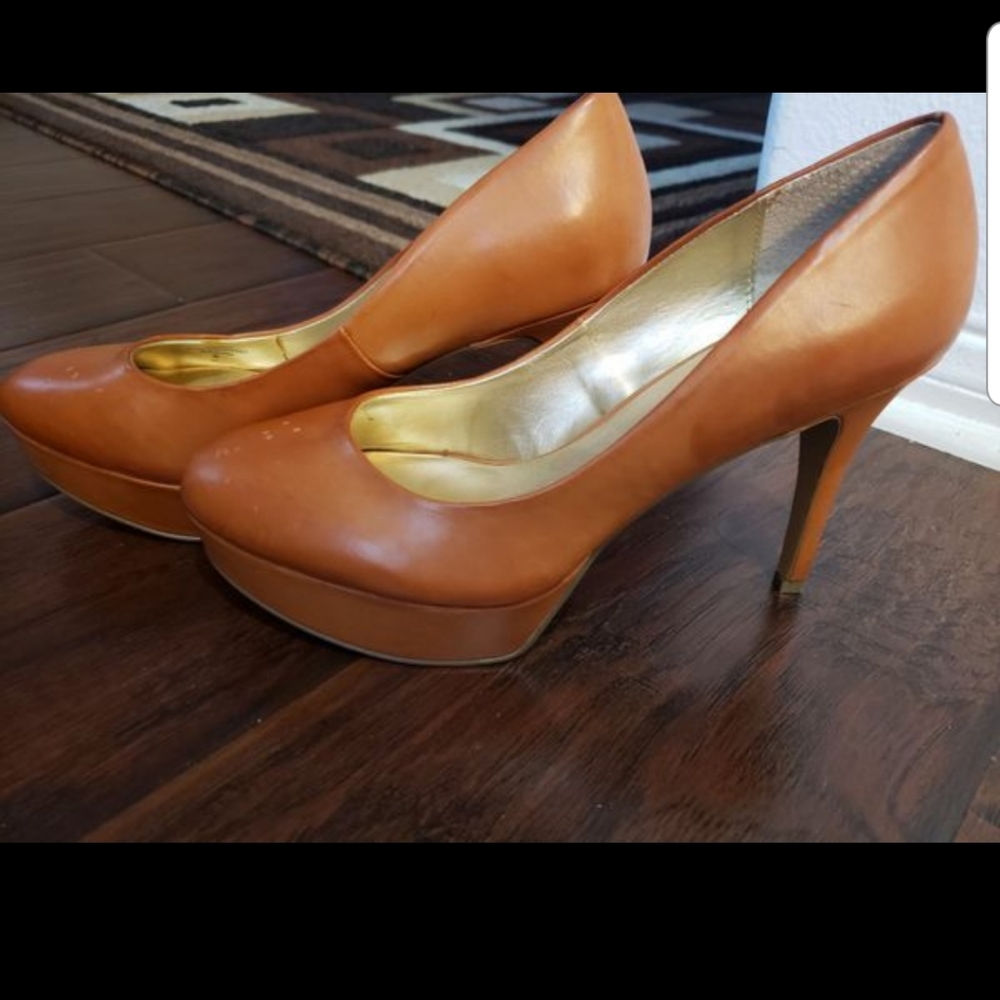 GUESS womens heels